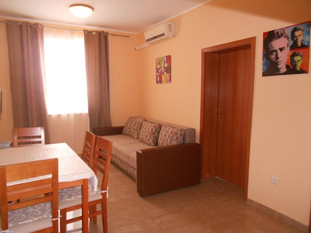 Apartments Burazer Sibenik Exterior photo